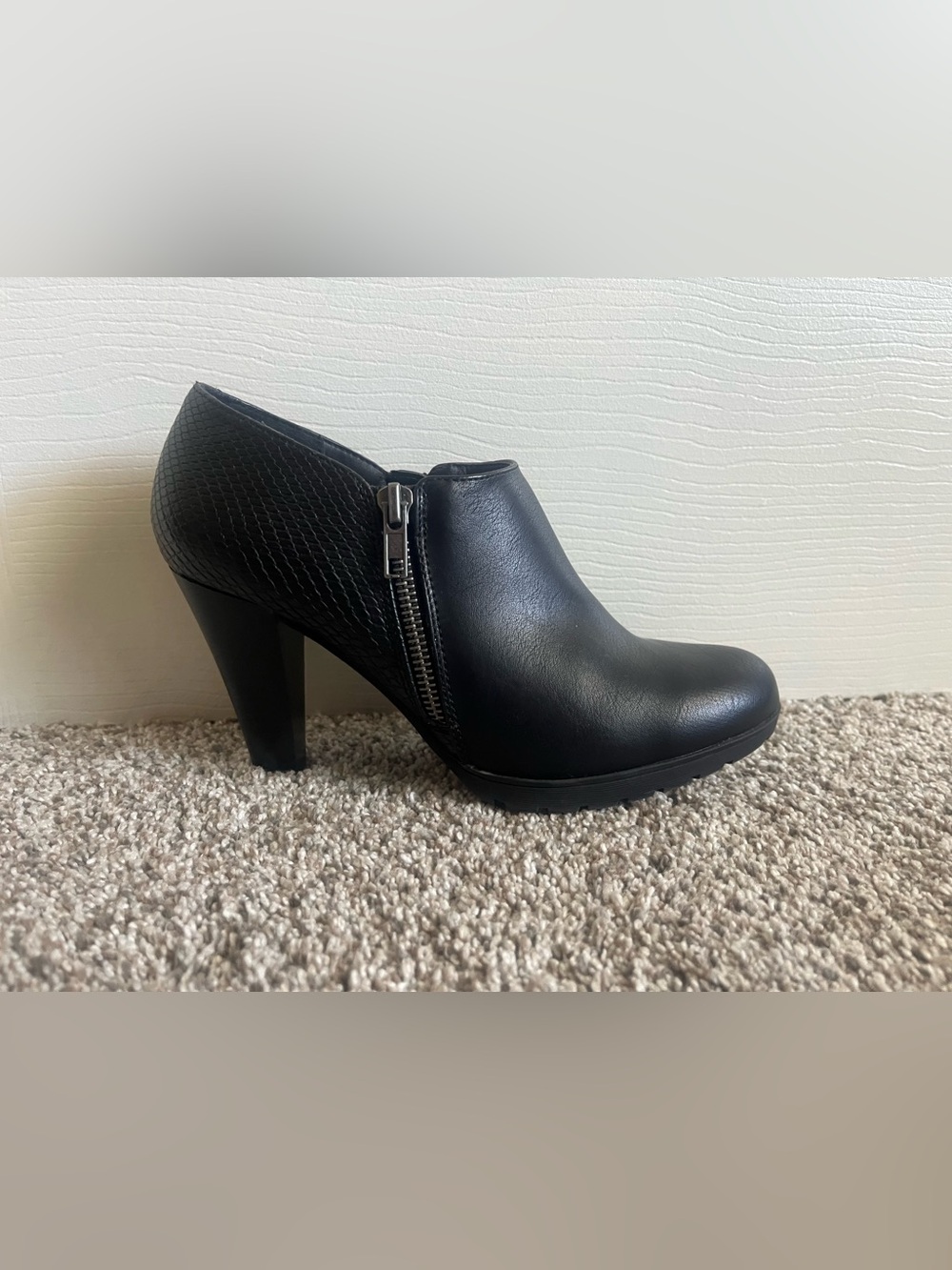 White Mountain Black Faux Leather Zip Ankle Bootie